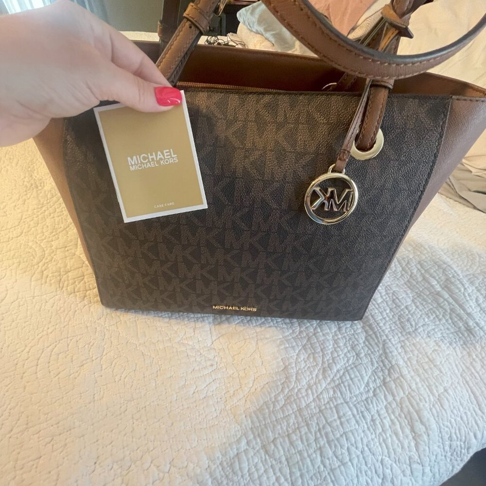 New with Tags Michael Kors Tote